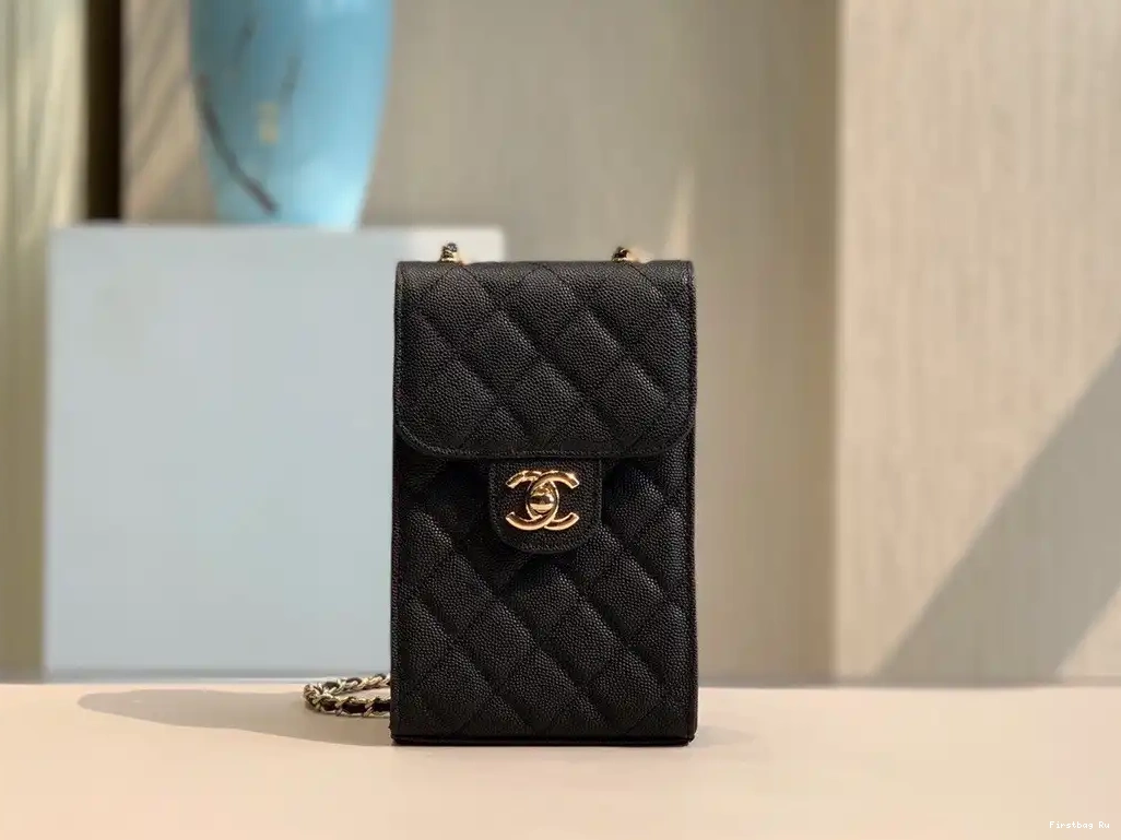 CHANEL HOLDER CHAIN WITH PHONE 0601